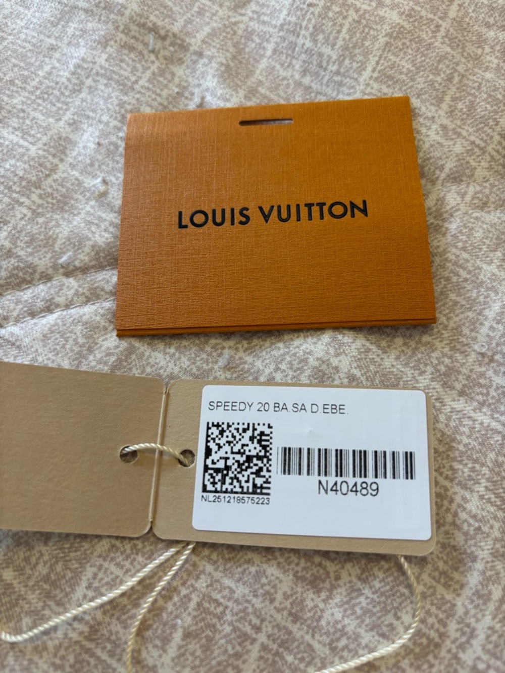 Louis Vuitton Beige Cream Branded Adjustable Strap with Gold Hardware - Picture 5 of 5